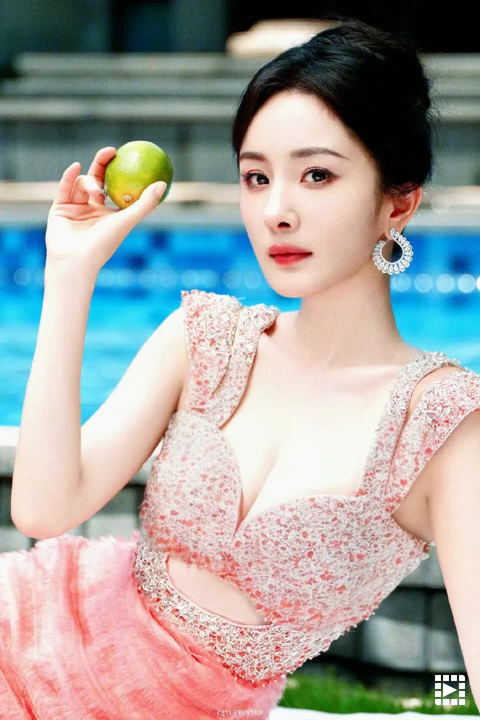 caaf8c4c4a5c4ccbb2f9b4af4c6e3ab8~tplv-obj:960:1440.image.webp