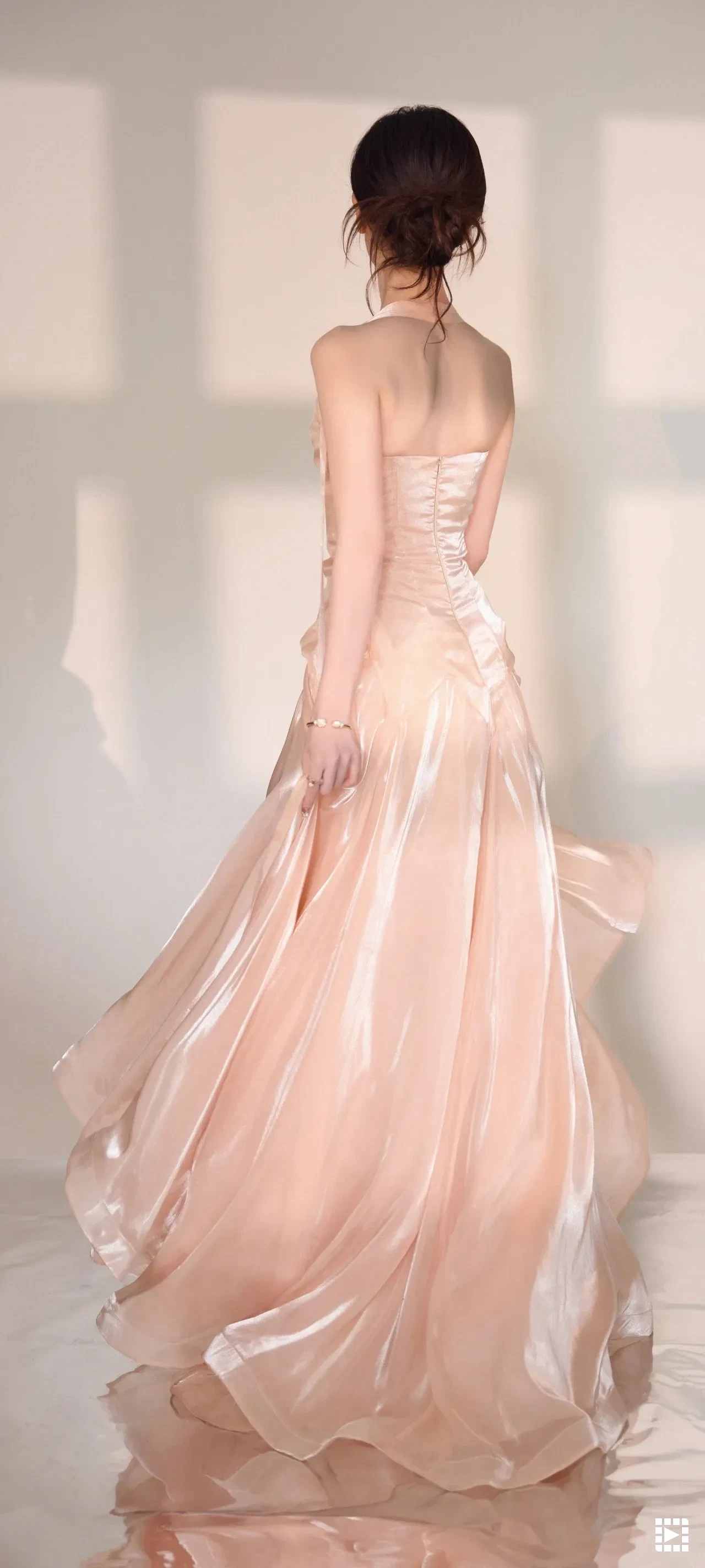 844a86a85bb349d6bc44acfa58d6f57f~tplv-obj:1280:2844.image.webp
